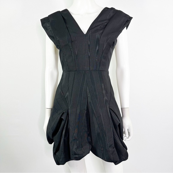 BCBGMAXAZRIA Black Cap Sleeve Mini Dress Size 6 V-Neck Formal Cocktail Party - Picture 1 of 8